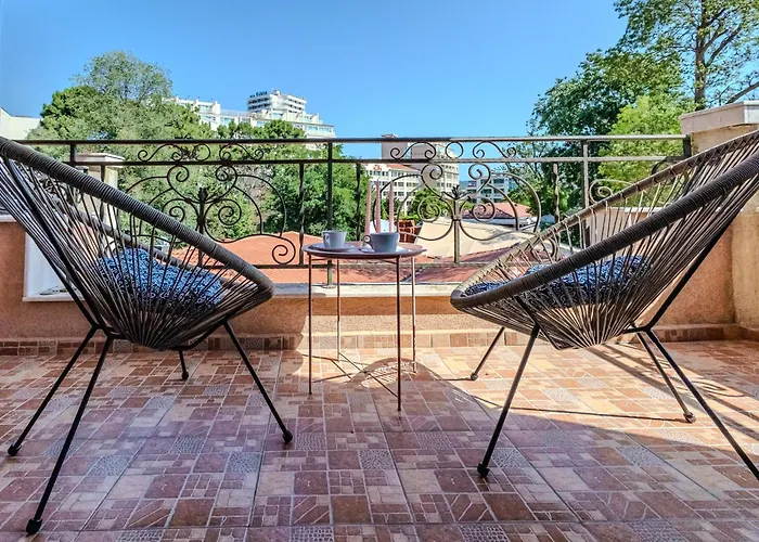 Bella Mare Boutique *